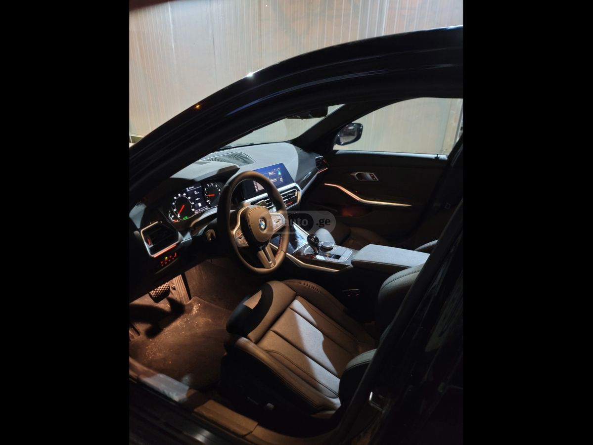 BMW 330 - фото 4