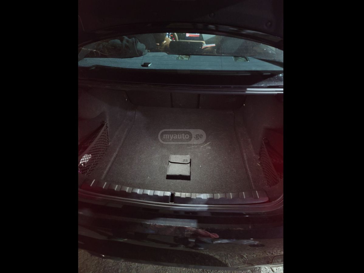 BMW 330 - фото 7