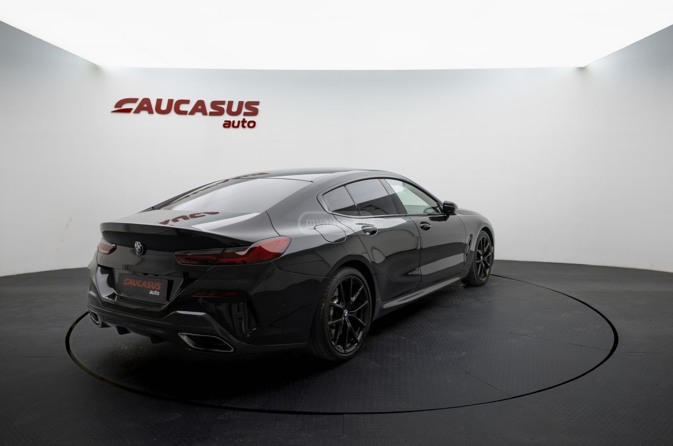 BMW Bmw 840i — миниатюра 5