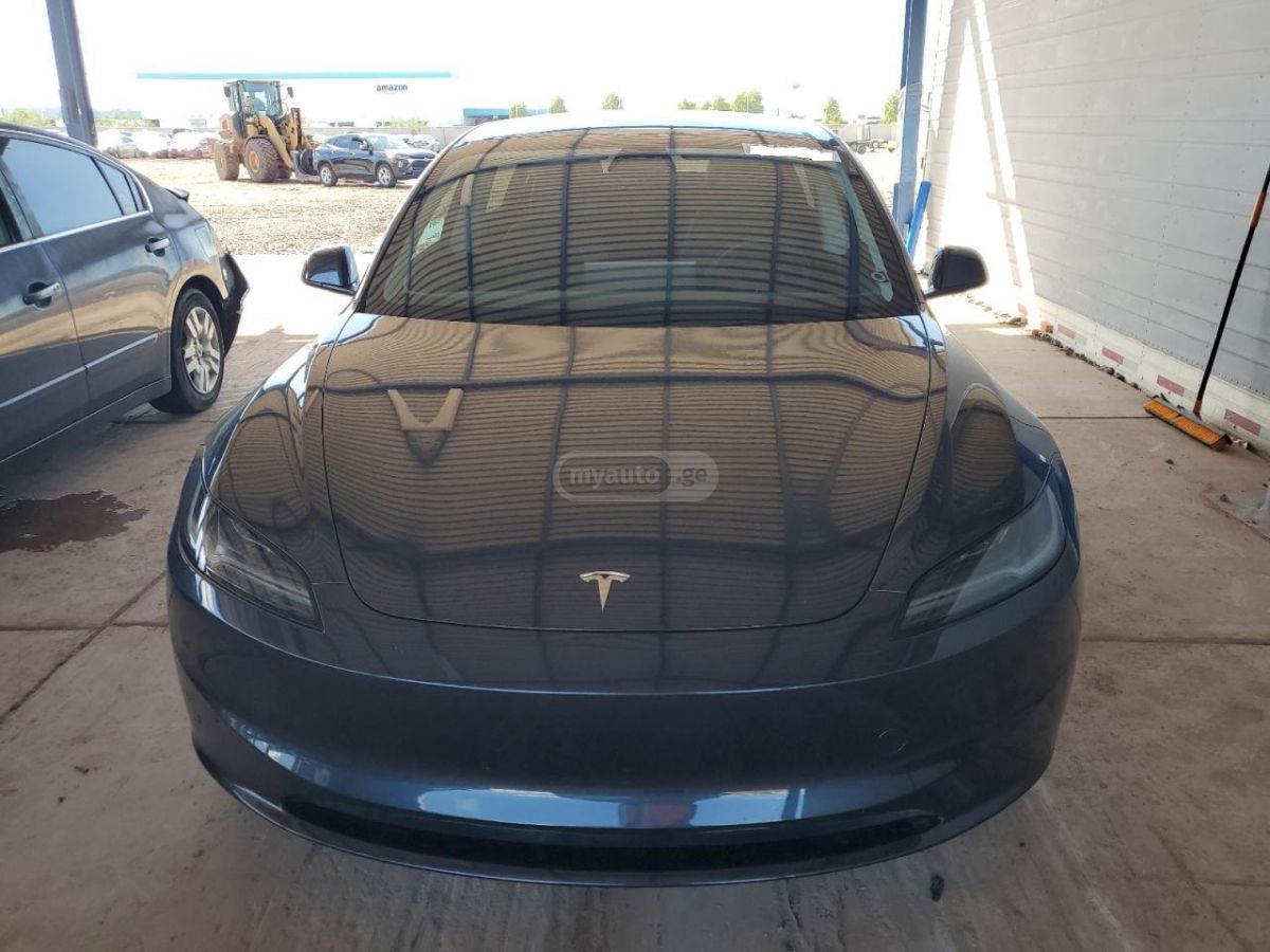 Tesla Model 3 2025 — миниатюра 5
