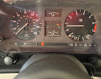 BMW6351987