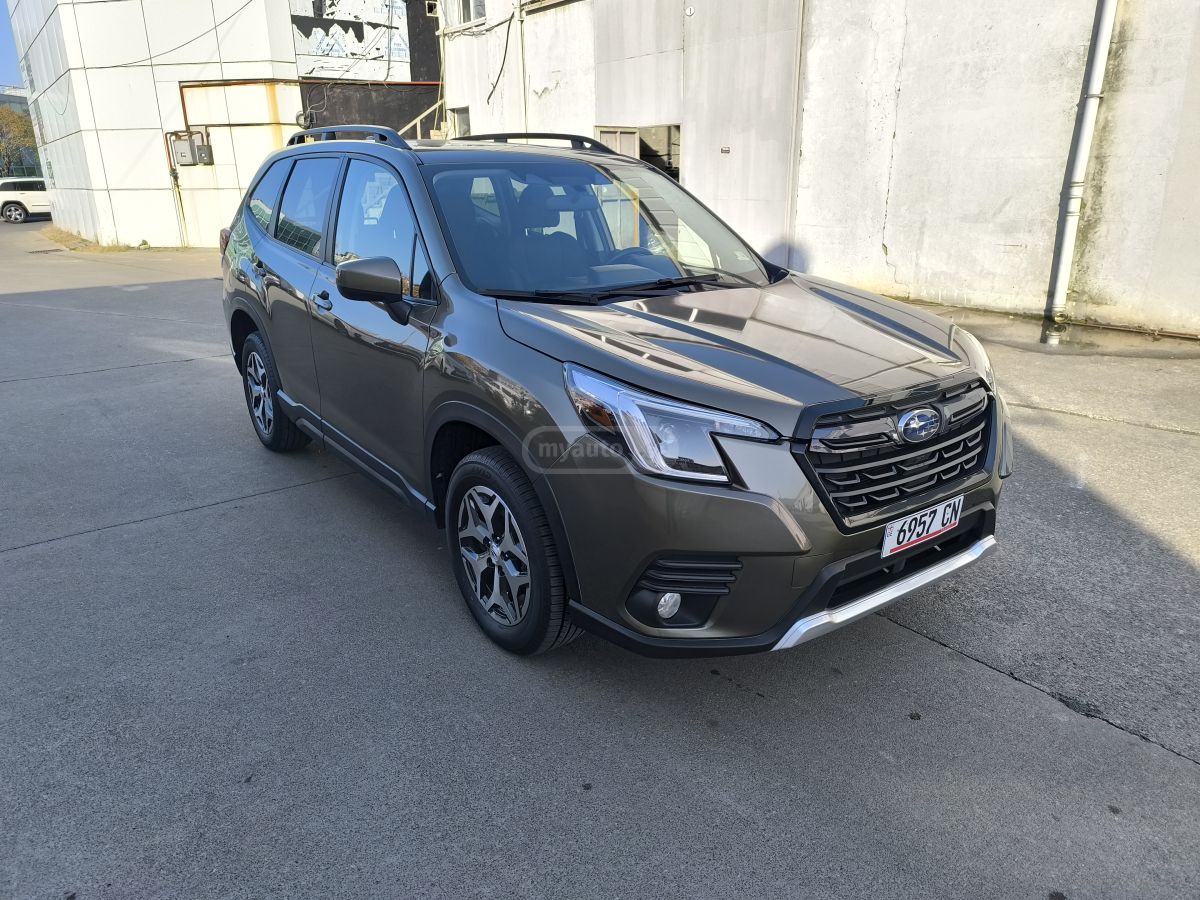 Subaru Premium 4dr All-Wheel Drive CV — миниатюра 2