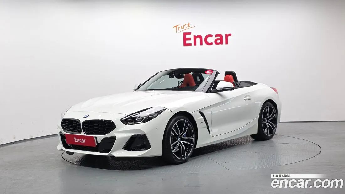 BMW Z4 2025 — миниатюра 1