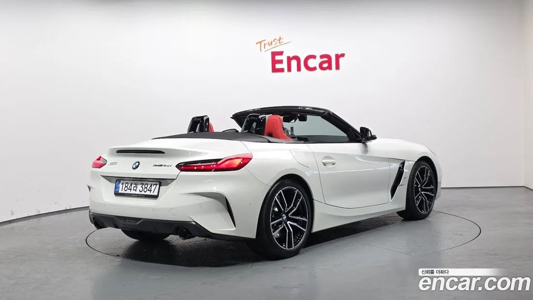 BMW Z4 2025 — миниатюра 2