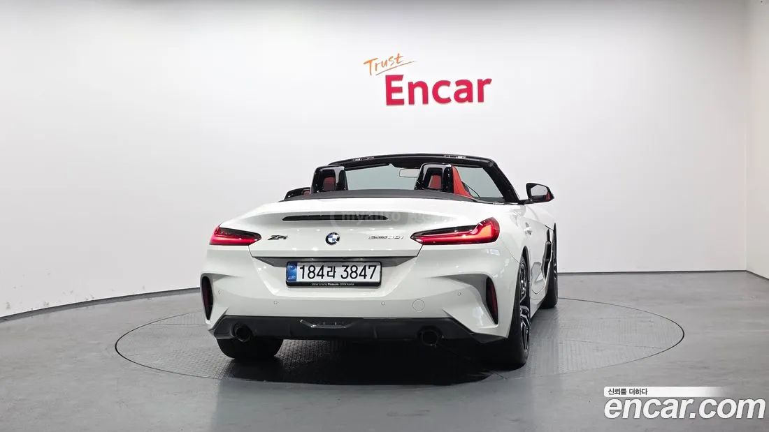 BMW Z4 2025 — миниатюра 4