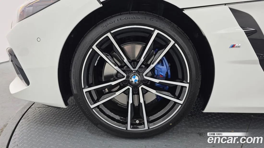 BMW Z4 2025 — миниатюра 5