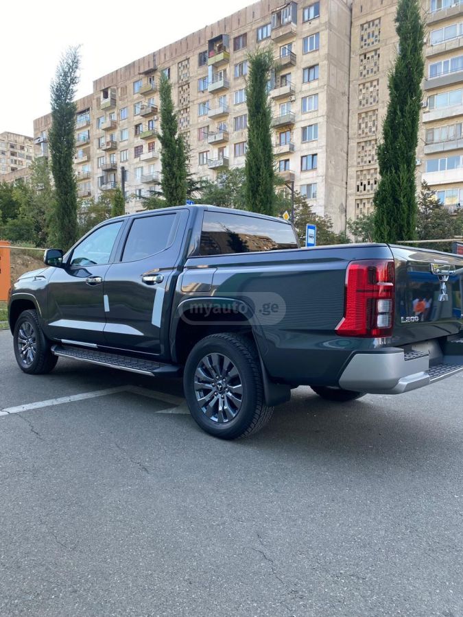 Mitsubishi L 200 - фото 4