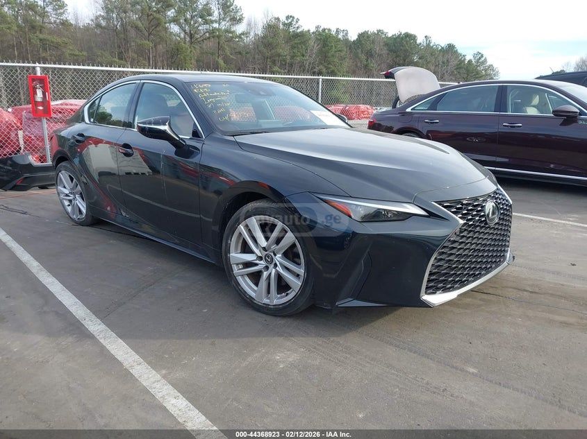 Lexus IS 300 2024 — миниатюра 1