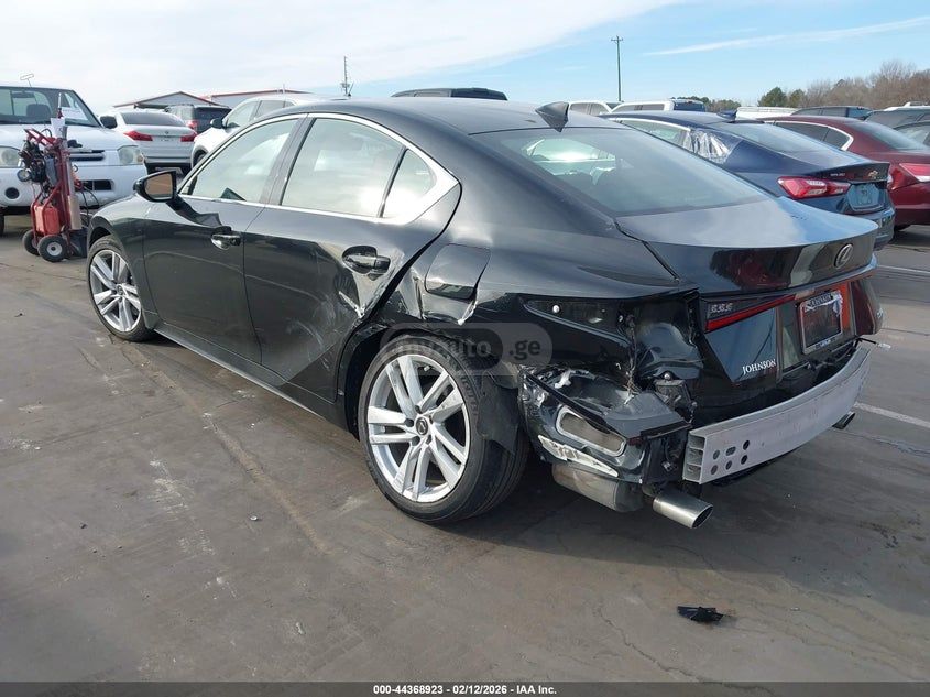 Lexus IS 300 2024 — миниатюра 3