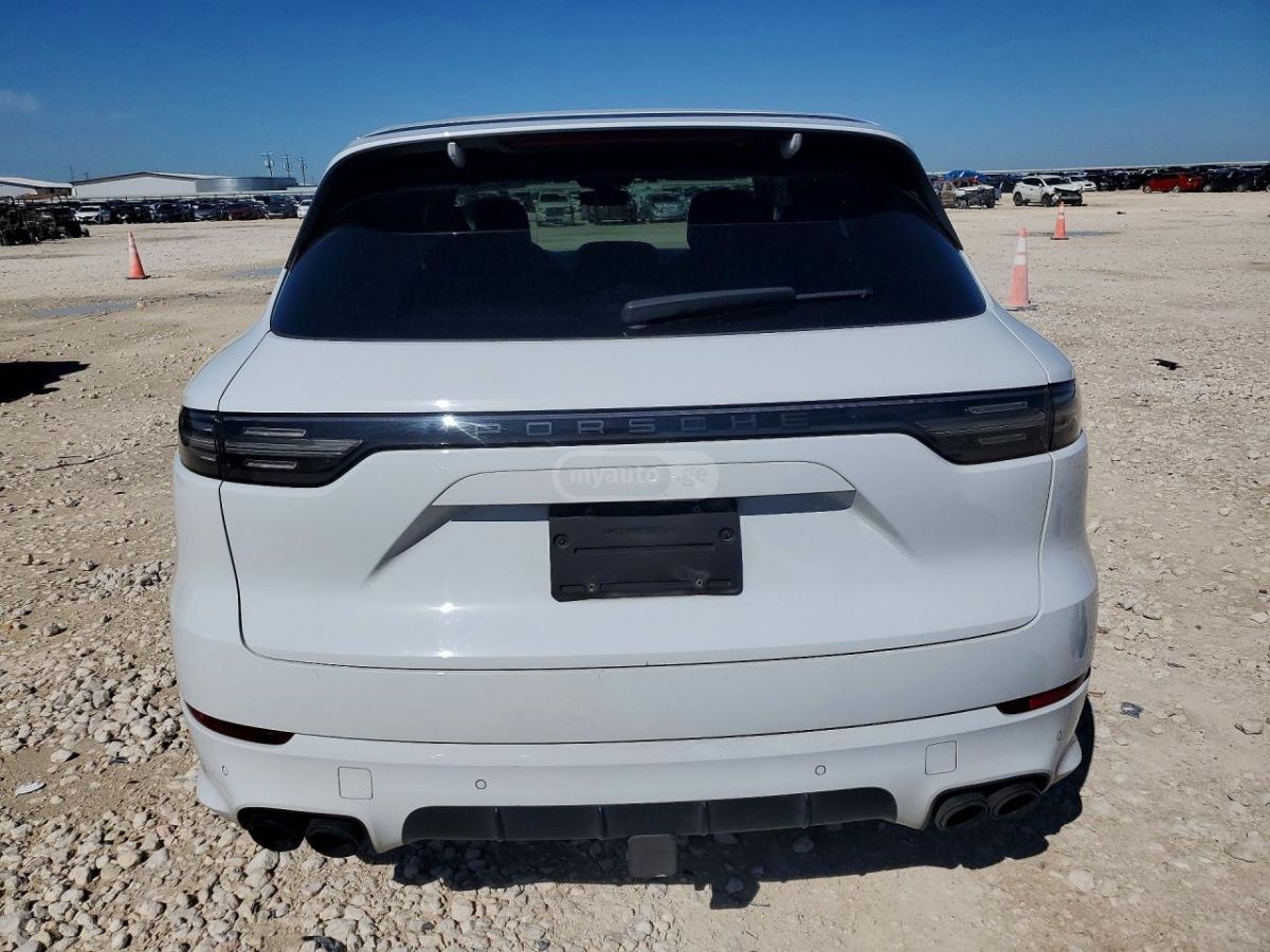 Porsche Cayenne S 2025 — миниатюра 6