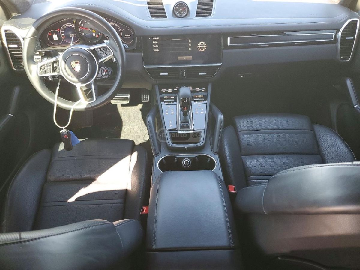 Porsche Cayenne S 2025 — миниатюра 8