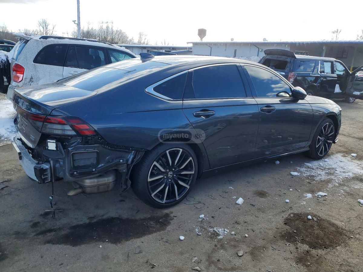 Honda Touring hybrid — миниатюра 3