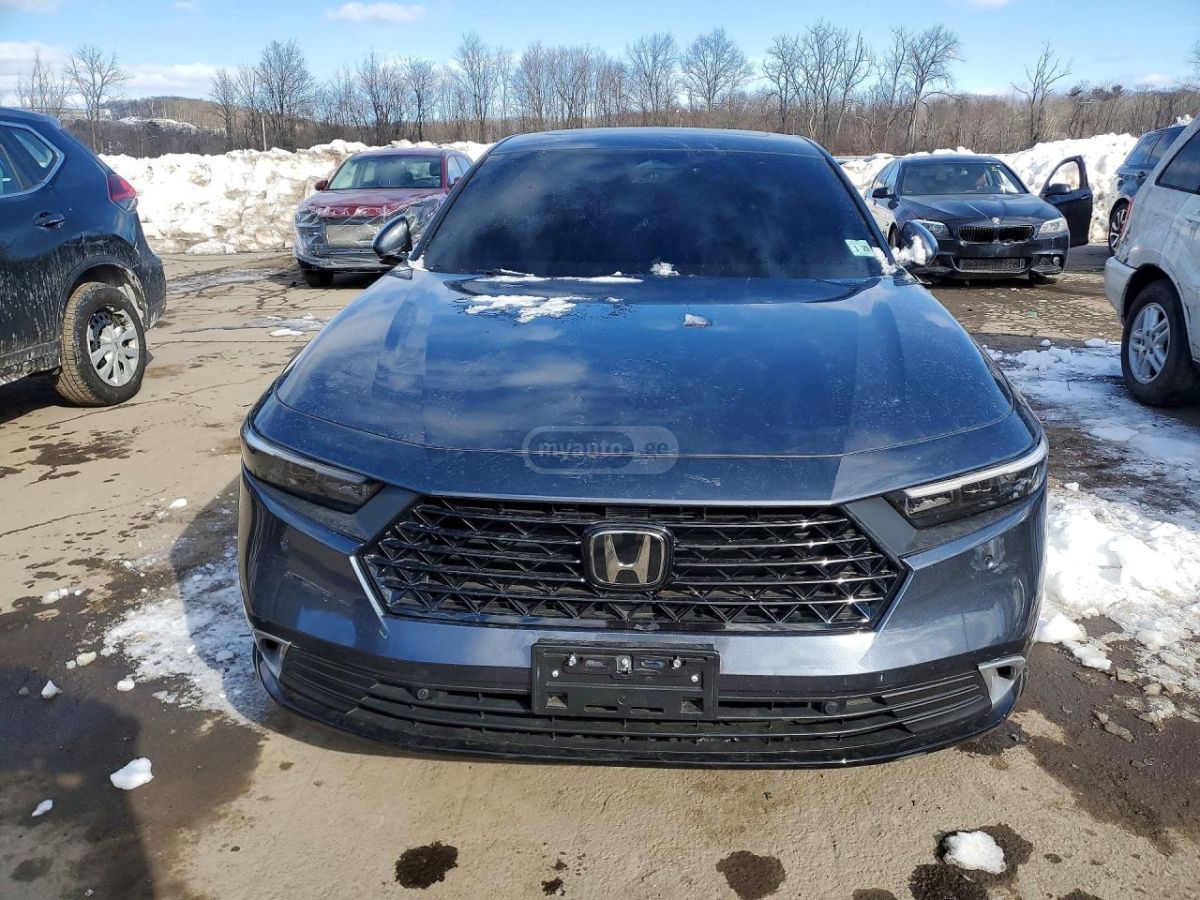 Honda Touring hybrid — миниатюра 5