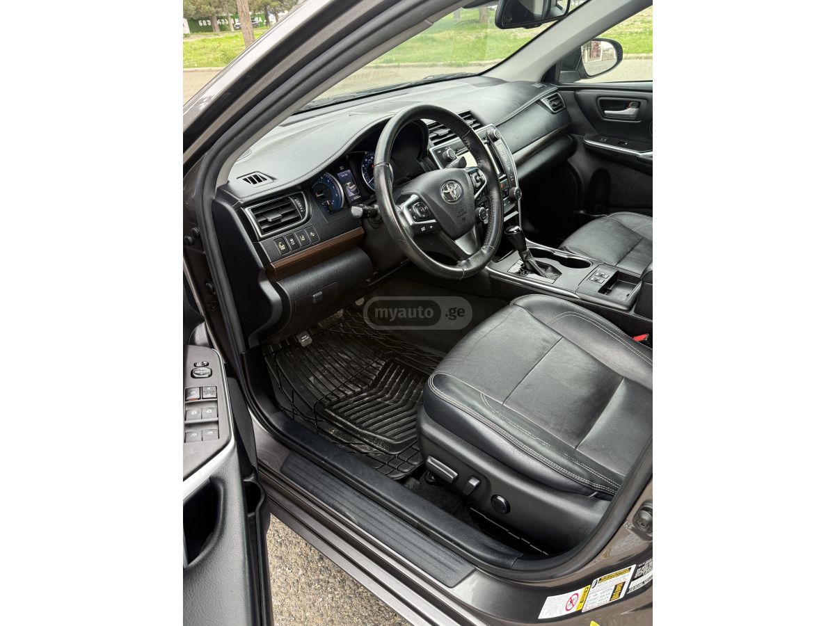 Toyota Camry - фото 11