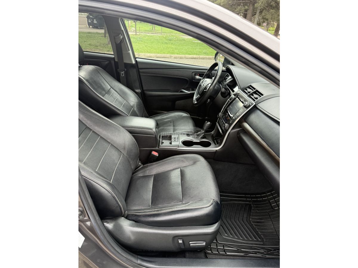 Toyota Camry - фото 12