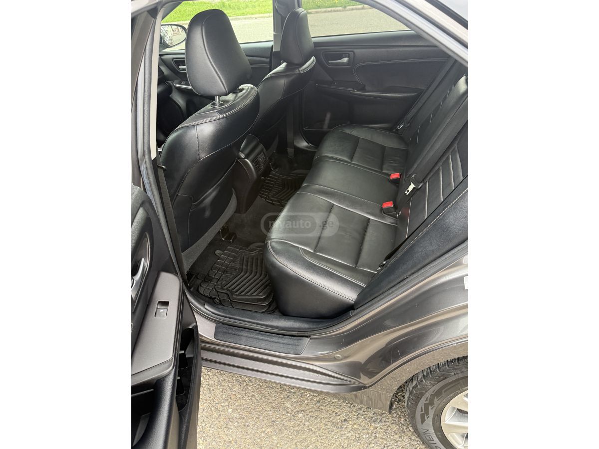 Toyota Camry - фото 14