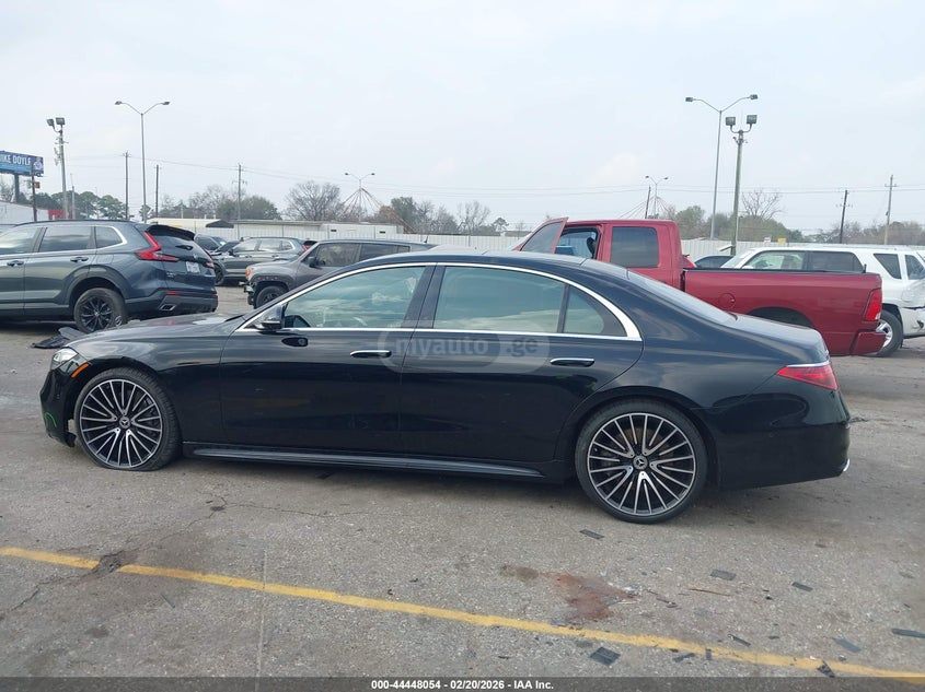 Mercedes-Benz S 500 Base S 500 4dr All-Wheel Drive 2022 — миниатюра 15