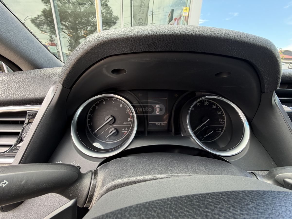 Toyota Camry - фото 10