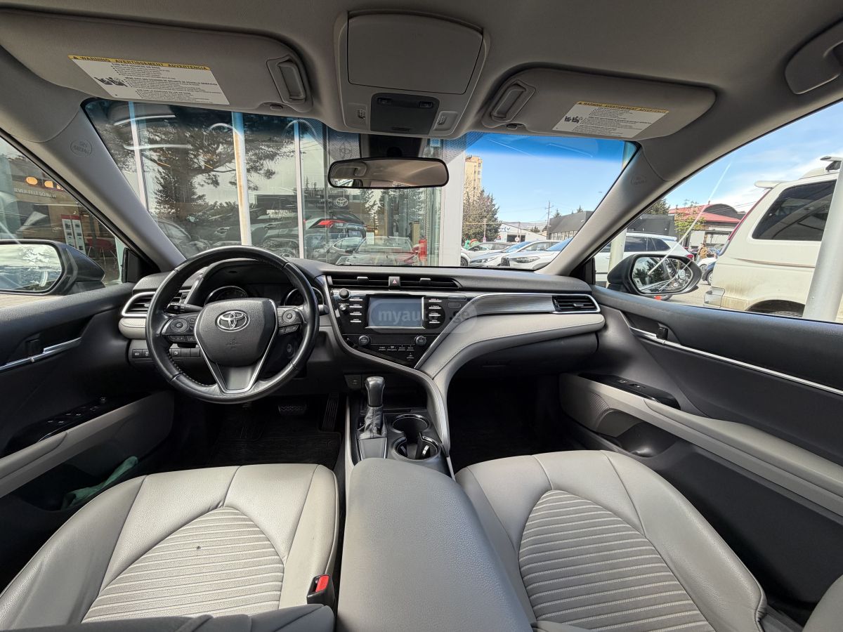 Toyota Camry - фото 11