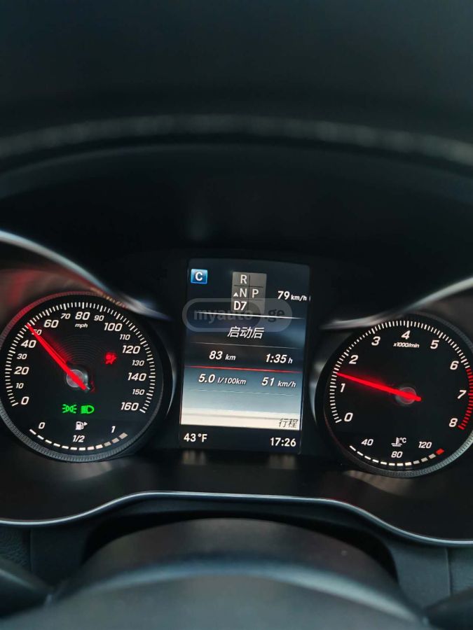Mercedes-Benz C 300 - фото 13