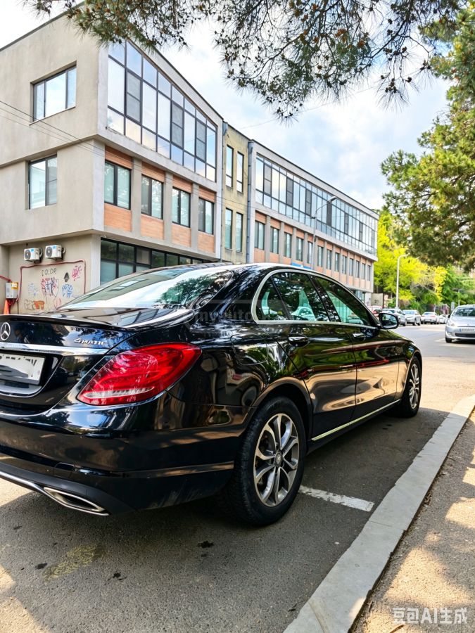 Mercedes-Benz C 300 - фото 6
