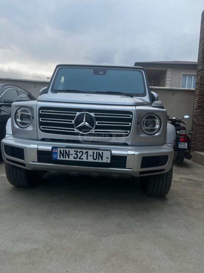 Mercedes-Benz G 550 - фото 1