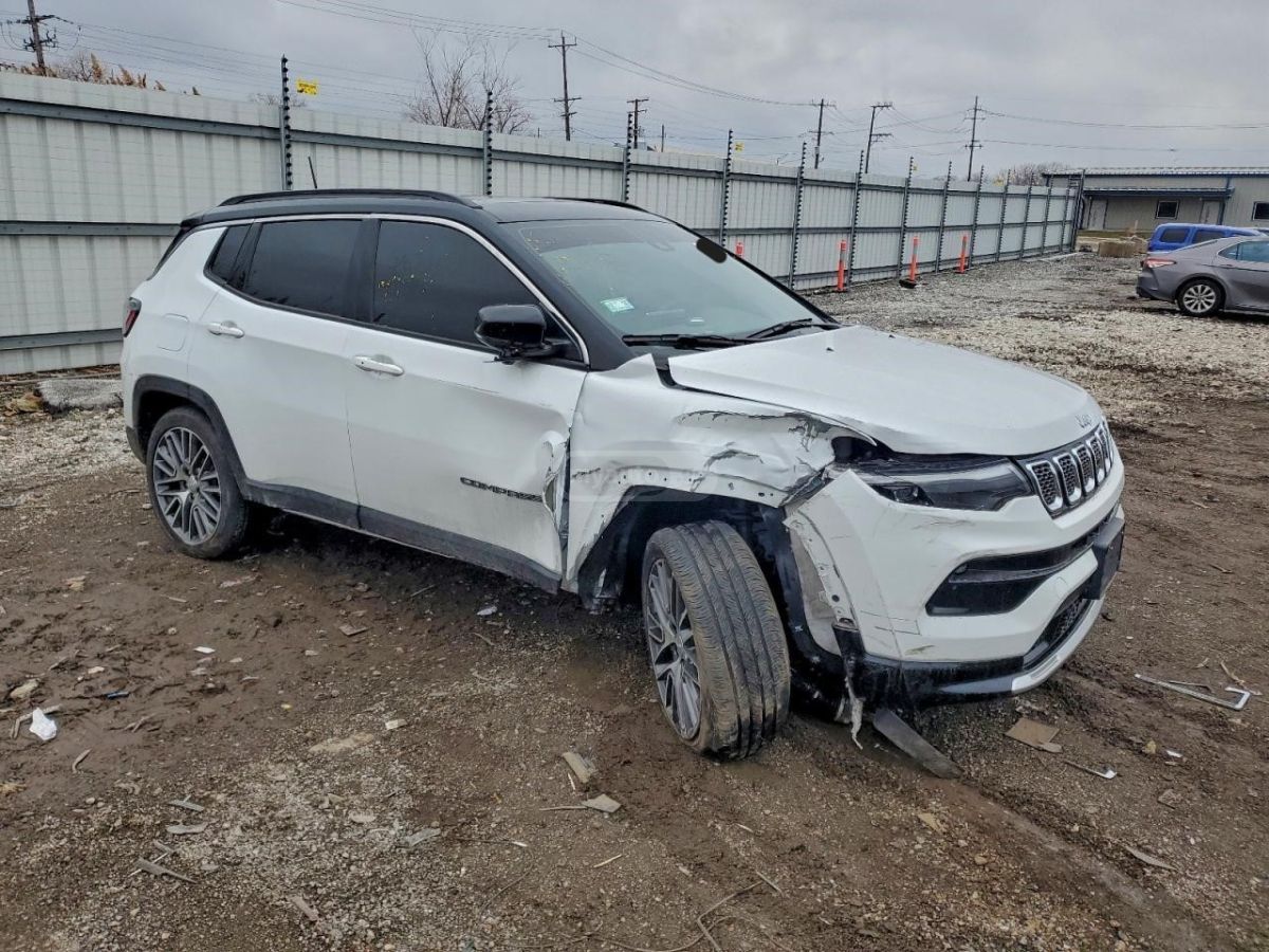 Jeep Limited 4dr 4x4 Automatic — миниатюра 4