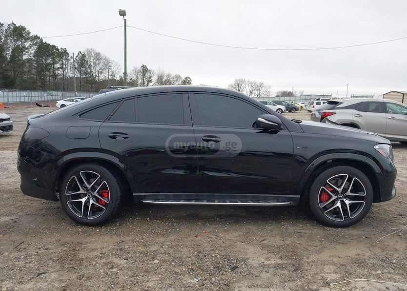 Mercedes-Benz GLE 53 - фото 11