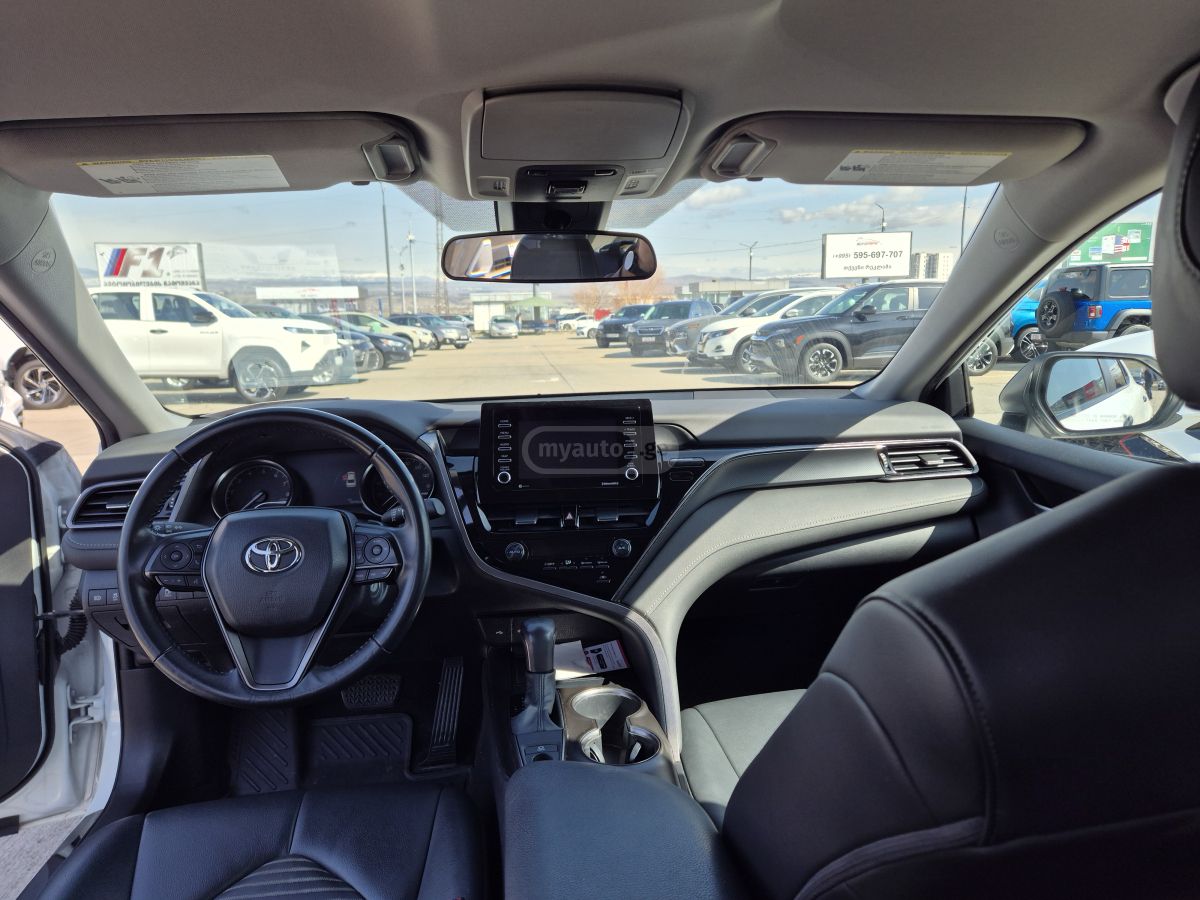 Toyota Camry - фото 11