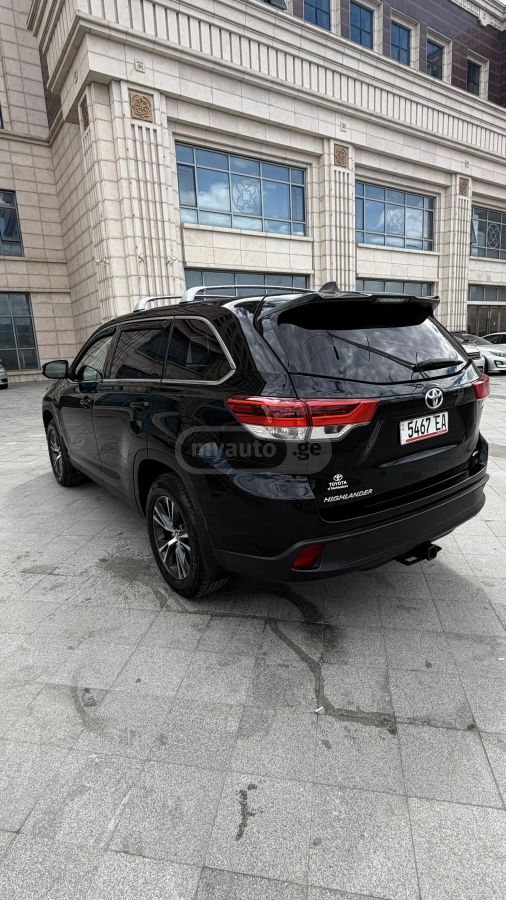 Toyota Highlander - фото 10