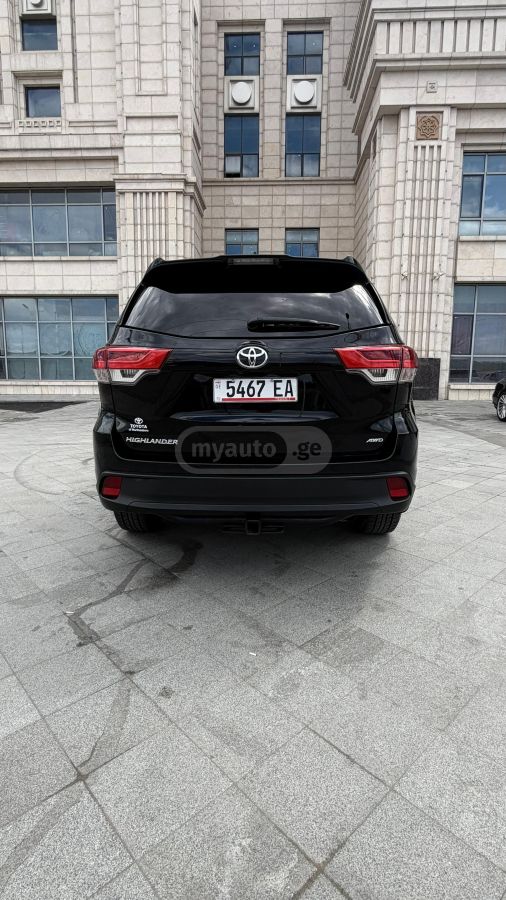 Toyota Highlander - фото 12