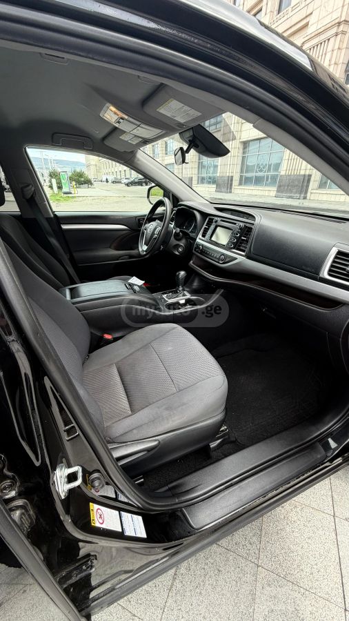 Toyota Highlander - фото 4