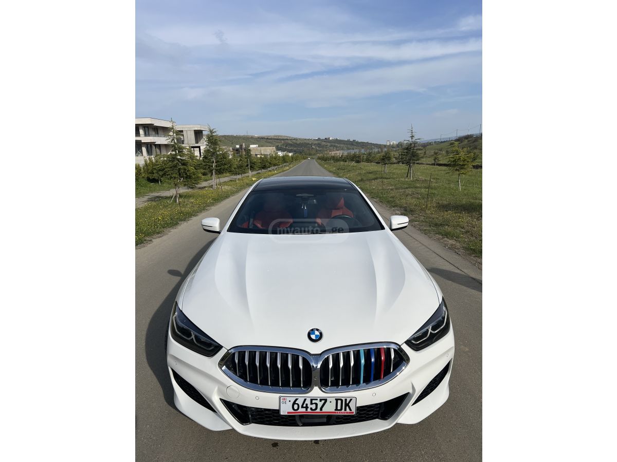 BMW 840 - фото 1
