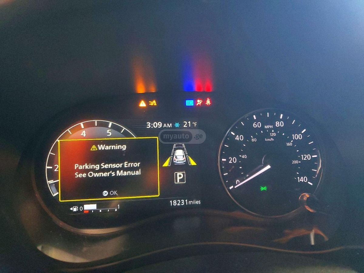 Nissan SV 4dr Front-Wheel Drive CVT — миниатюра 9