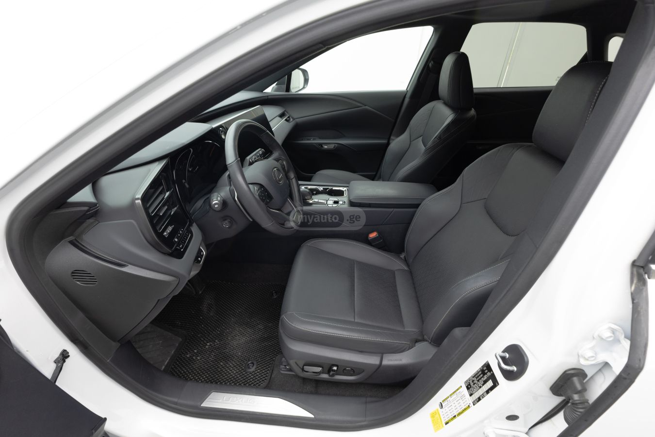 Lexus Lexus RX — миниатюра 10