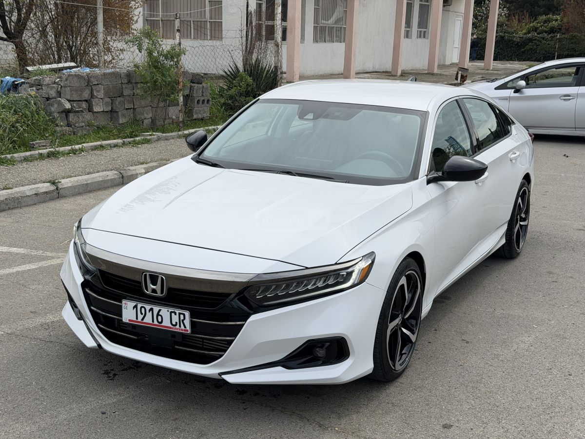 Honda Accord - фото 1