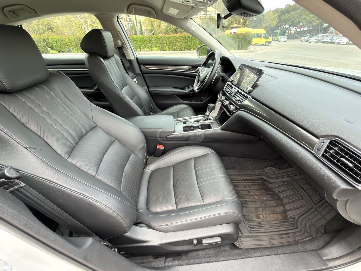 Honda Accord - фото 13