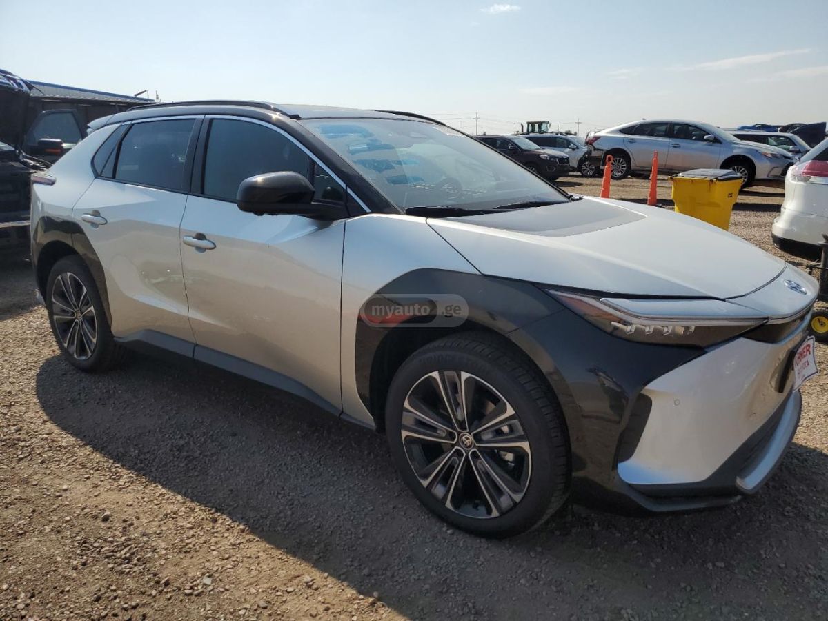 Toyota bZ4X 2024 — миниатюра 2