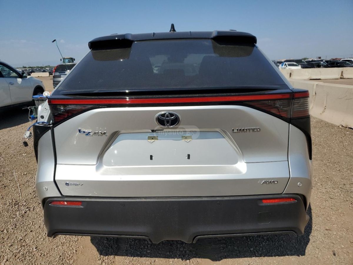 Toyota bZ4X 2024 — миниатюра 5