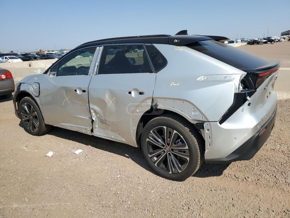 Toyota bZ4X 2024 — миниатюра 7