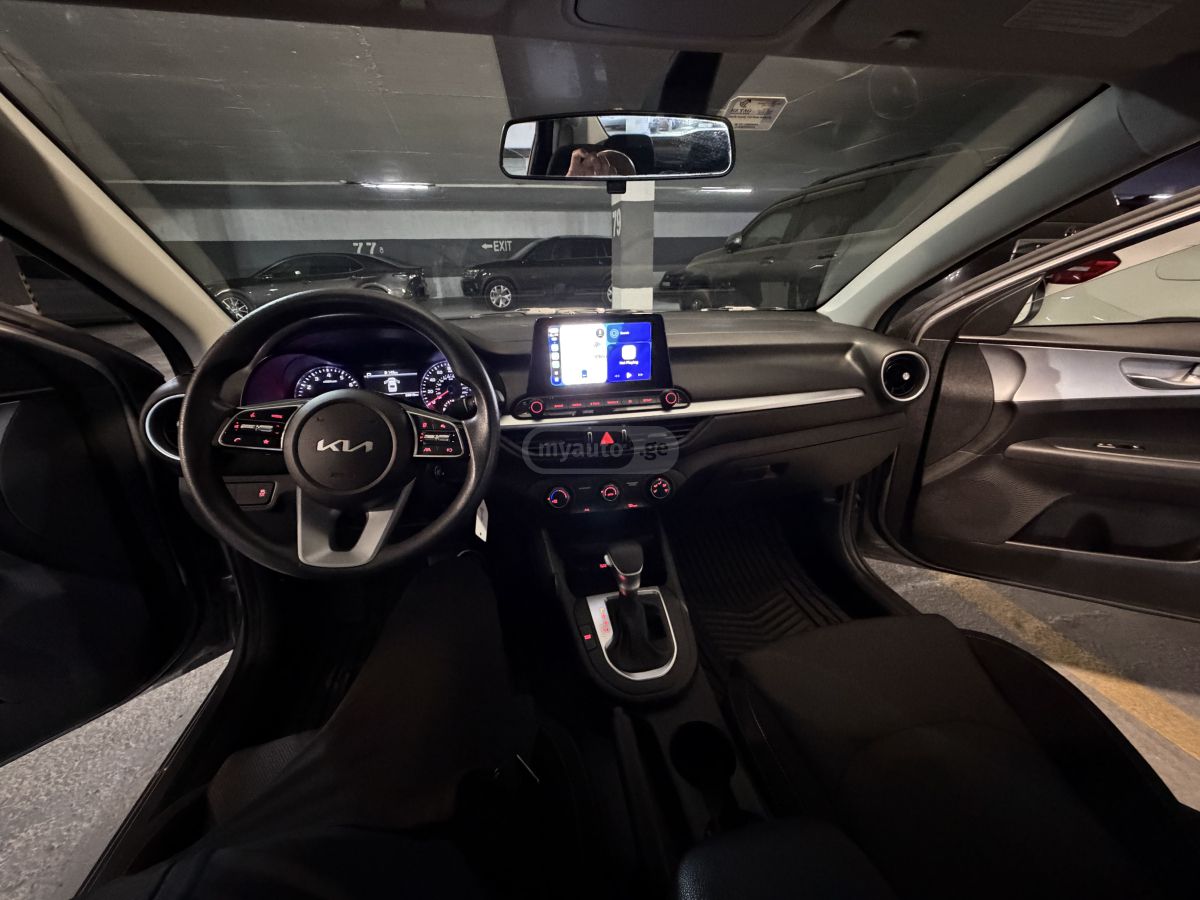 Kia Forte - фото 6