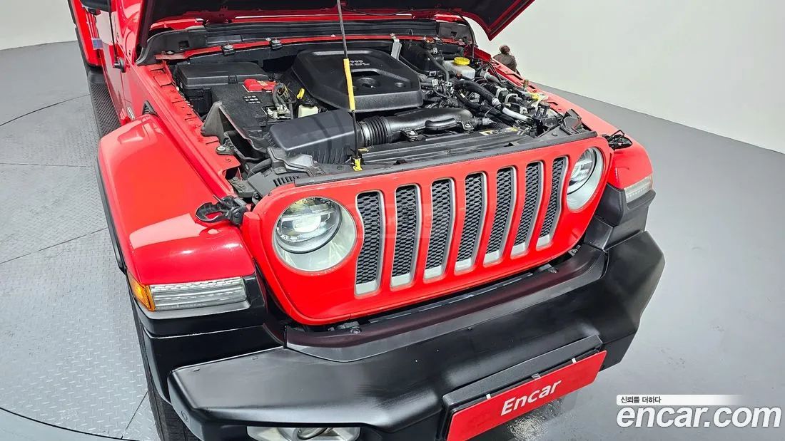 Jeep Wrangler - фото 6