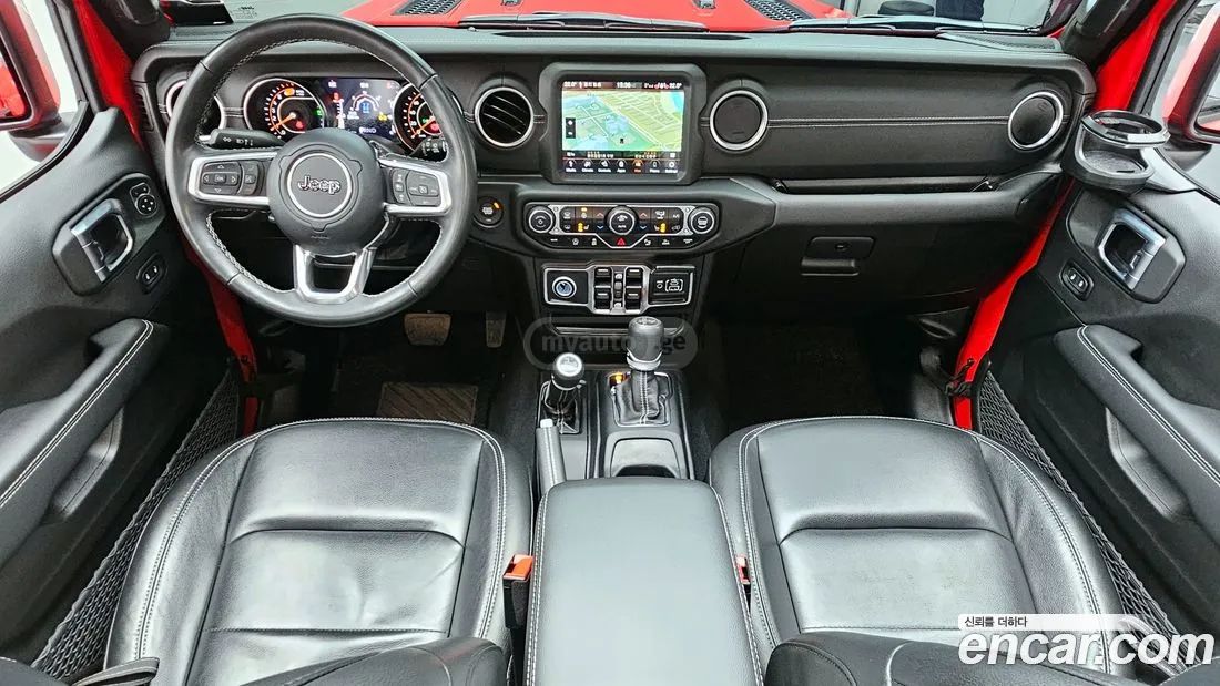 Jeep Wrangler - фото 7