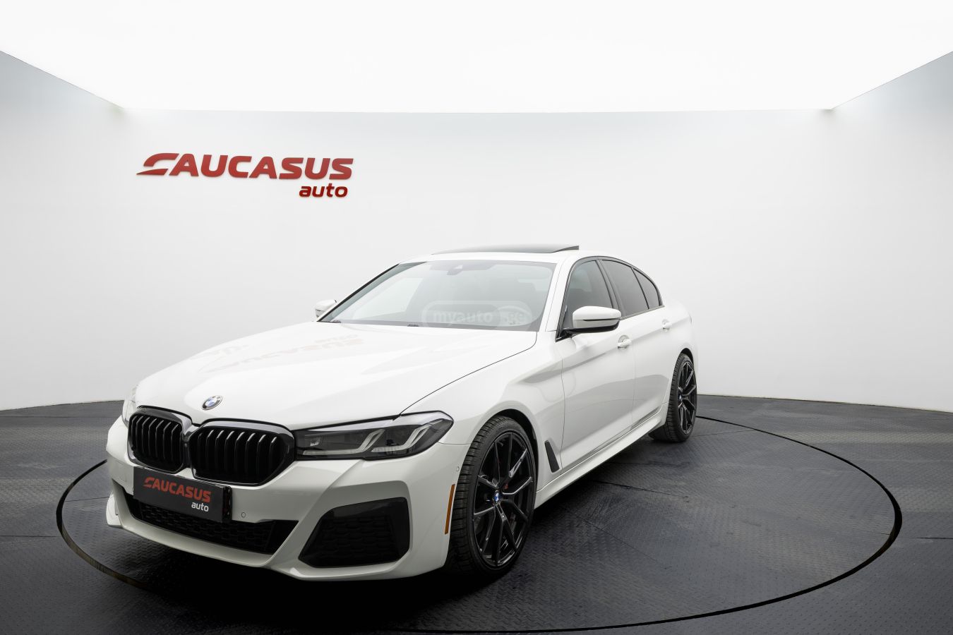 BMW Bmw 530i — миниатюра 1