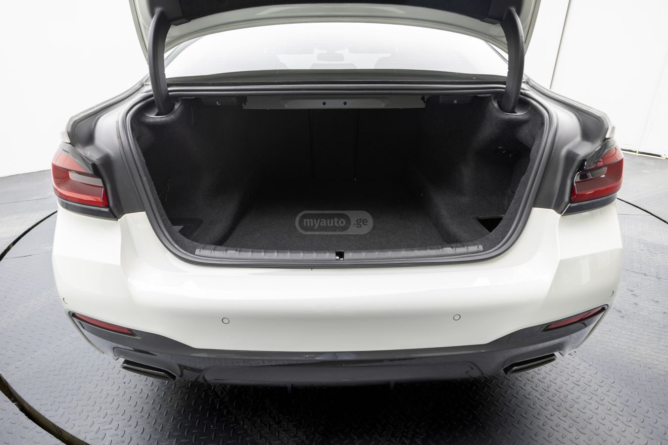 BMW Bmw 530i — миниатюра 5