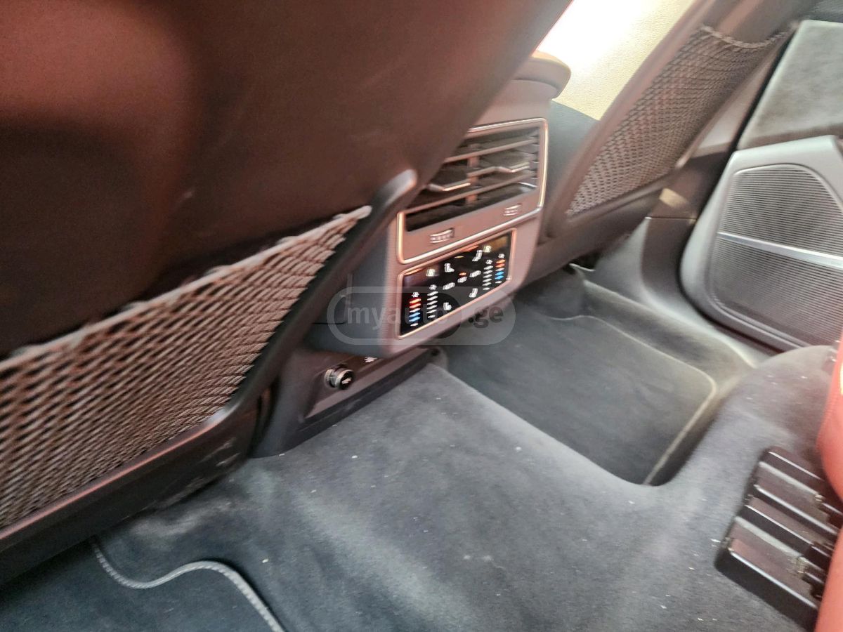 Audi SQ8 2020 — миниатюра 13