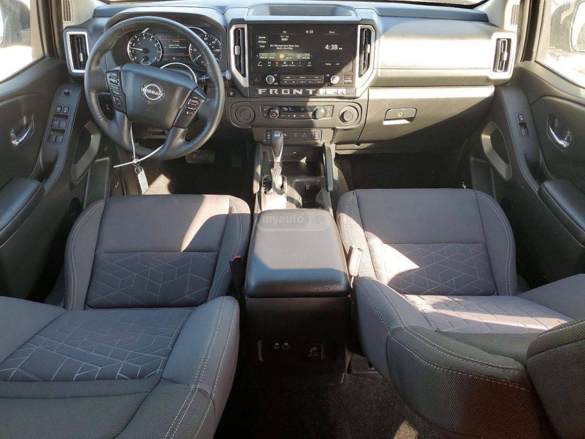 Nissan Frontier 2025 — миниатюра 8