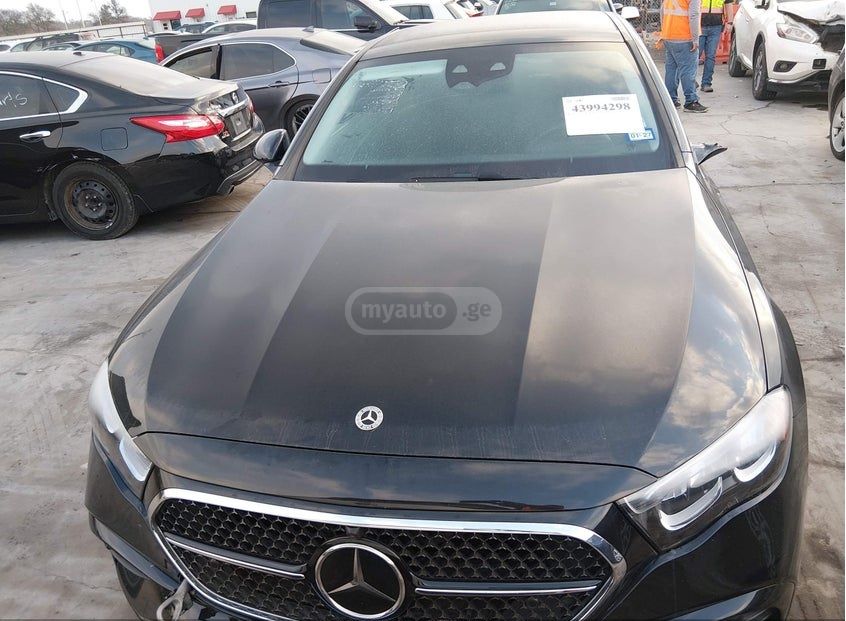 Mercedes-Benz E 350 - фото 8