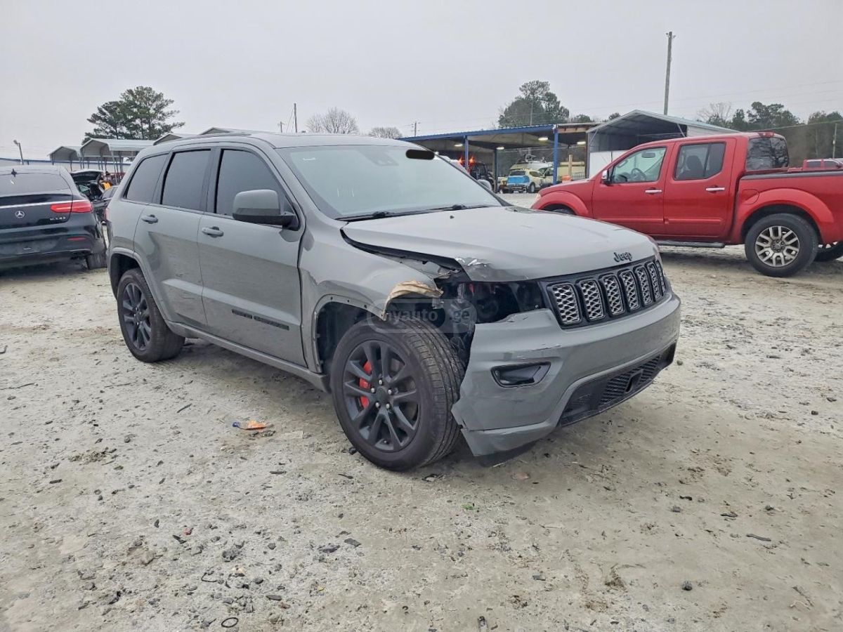 Jeep Grand Cherokee - фото 4