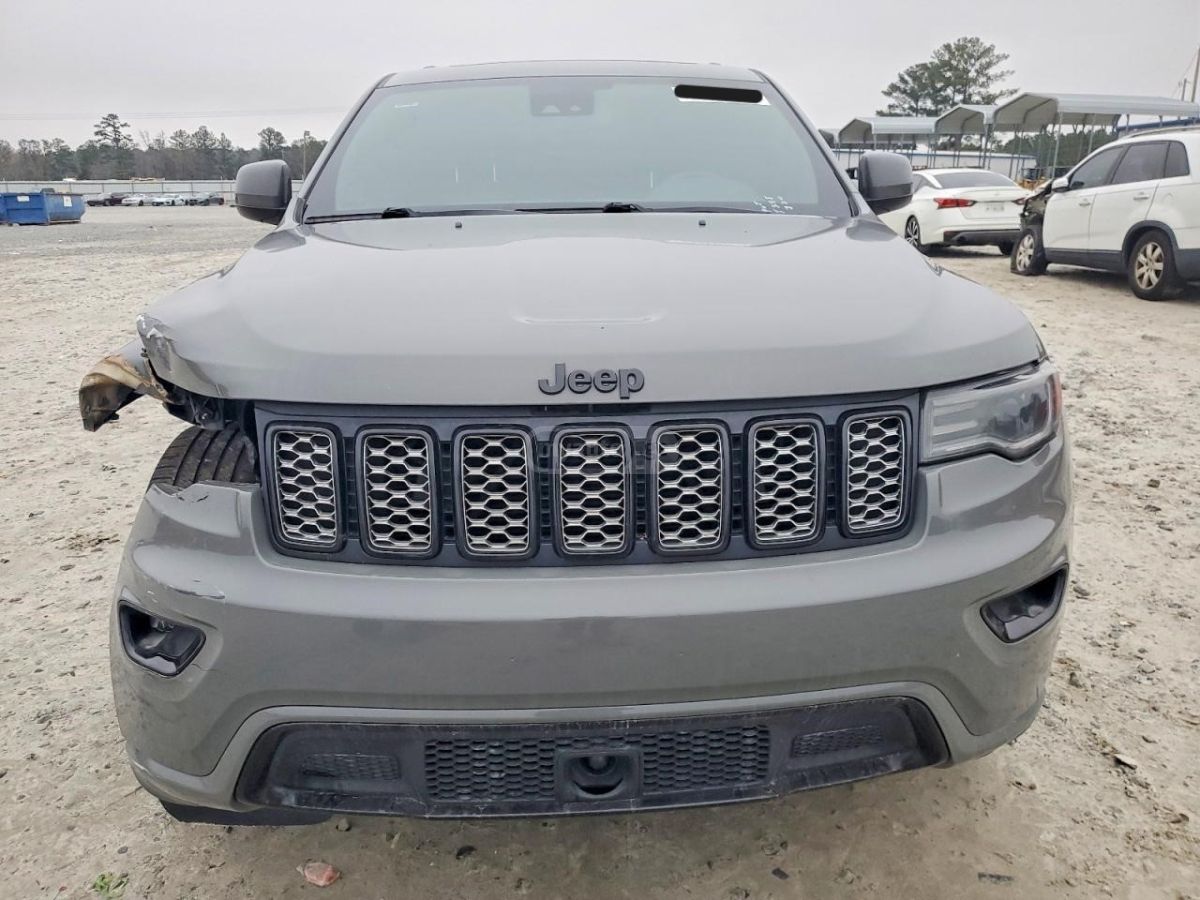 Jeep Grand Cherokee - фото 5